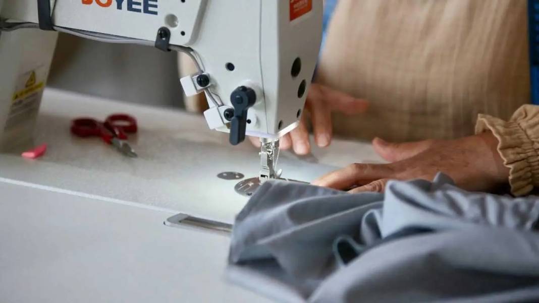 Kepez’de Kadın Eli Değen Atölye Milyonluk Tasarruf Sağlıyor! 1